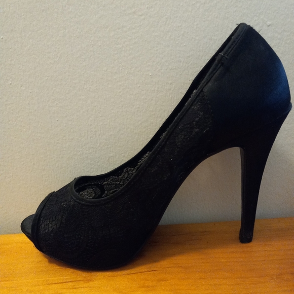 Aldo Lace Stilletho Peep Toe Womens Size 37 - Picture 8 of 10